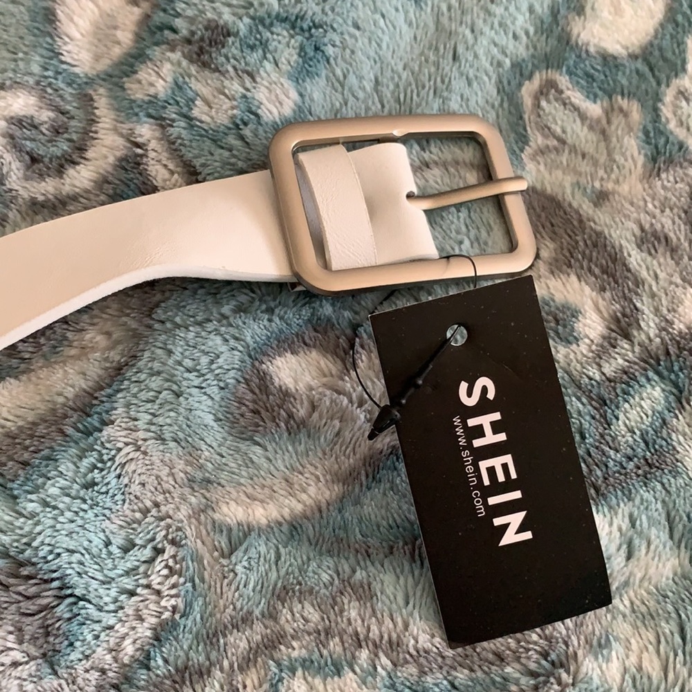 White Belt - Picture 4 of 6